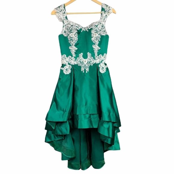 Vintage Dresses & Skirts - VTG Green Short High Lo Asymmetrical Embroidered Retro Formal Dress Gown